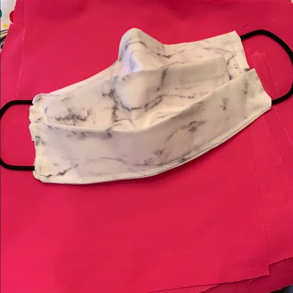 3 LAYER Face Mask has Nose Guard w discount ship - Picture 3 of 5